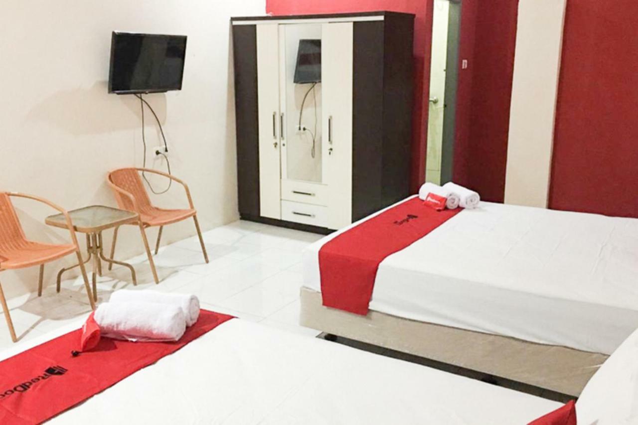 Hotel Reddoorz @ Simpang Lima Jupiter Sorong Zewnętrze zdjęcie